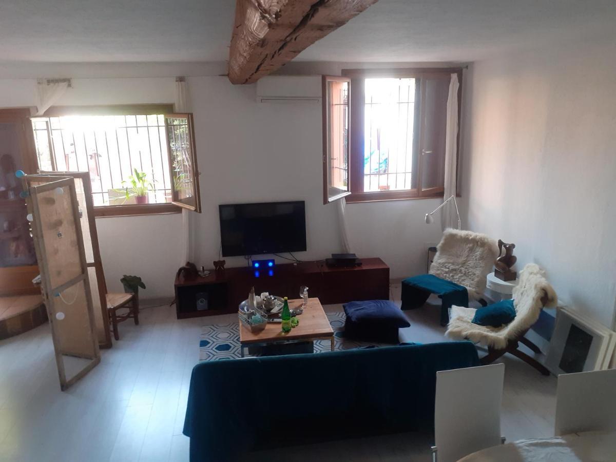 Chambre Dans Une Grande Maison Entre Canal Du Midi Et Centre Ville Безье Экстерьер фото