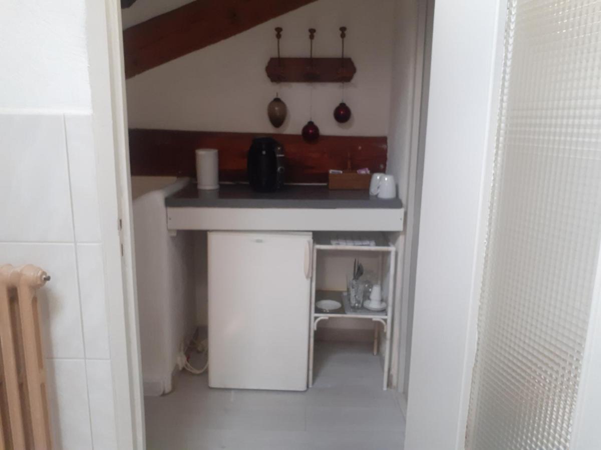Chambre Dans Une Grande Maison Entre Canal Du Midi Et Centre Ville Безье Экстерьер фото